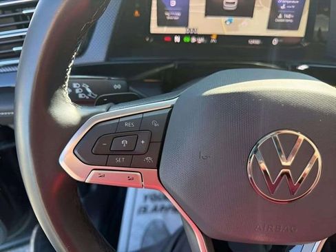 Used 2024 Volkswagen Atlas Cross Sport SEL R-Line image 12