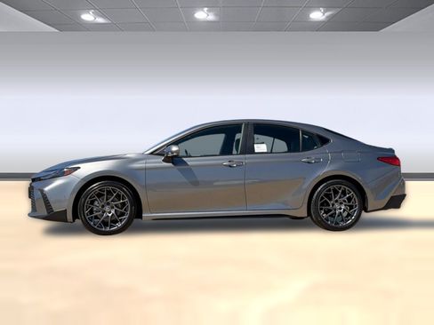 Used 2026 Toyota Camry SE w/ Multimedia Upgrade Package FWD image 2