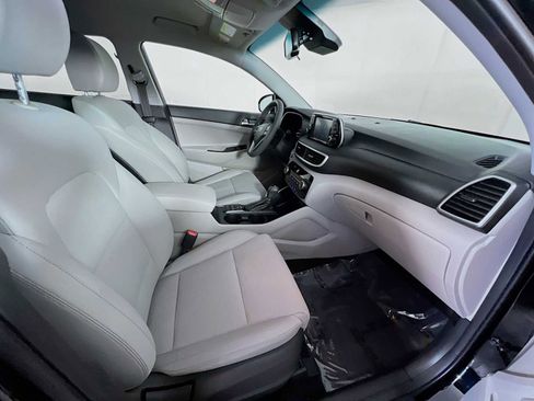 Used 2020 Hyundai Tucson Value w/ Winter Weather Package image 27