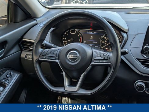 Used 2019 Nissan Altima 2.5 S FWD image 14
