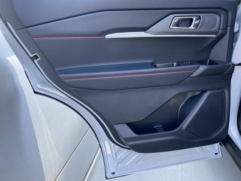 New 2026 Ford Explorer ST-Line image 10