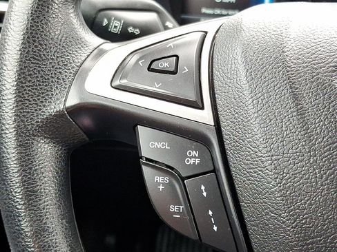 Used 2019 Ford Fusion SE image 23