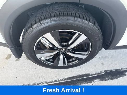 Used 2021 Nissan Rogue Platinum FWD image 24