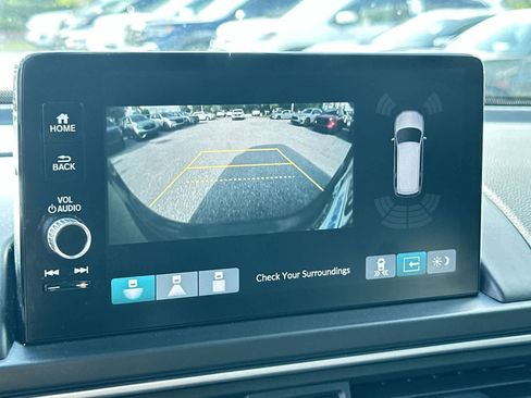 Used 2025 Honda Pilot Touring image 22