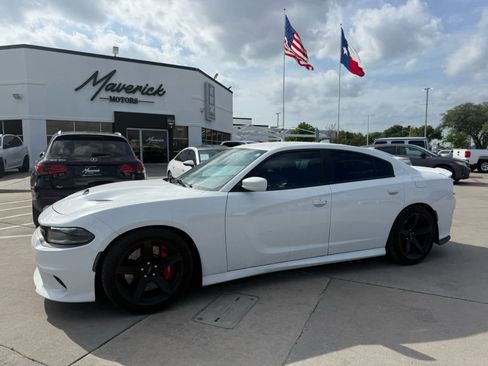 Used 2018 Dodge Charger SRT Hellcat image 9