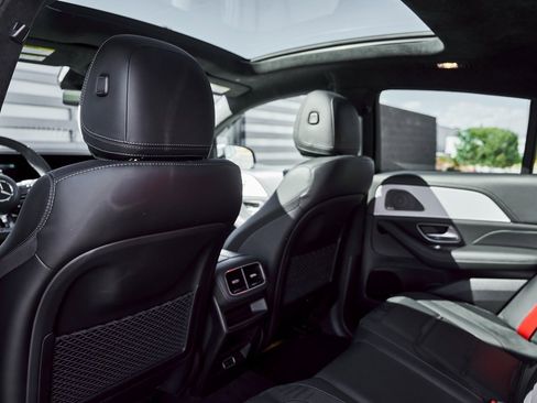 Used 2024 Mercedes-Benz GLE 63 AMG S image 38