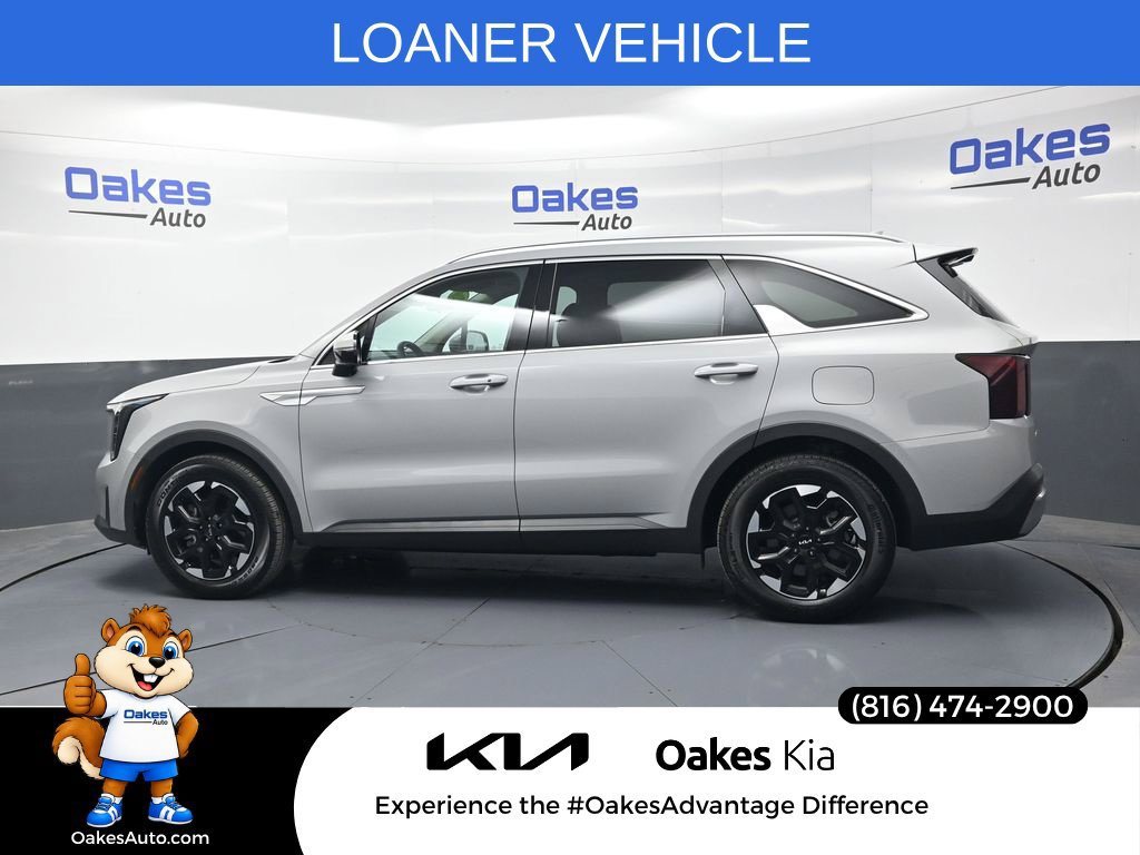 Certified 2026 Kia Sorento S w/ S Panoramic Sunroof Package FWD image 4