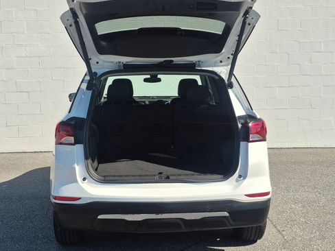 Used 2024 Chevrolet Equinox LT image 13