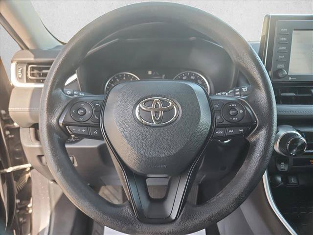 Used 2022 Toyota RAV4 XLE AWD/4WD image 13