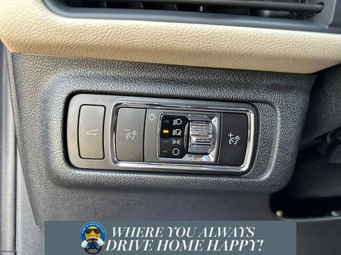 New 2026 Lincoln Corsair Premiere image 22