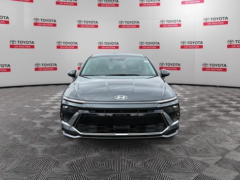 Used 2024 Hyundai Sonata SEL FWD image 2