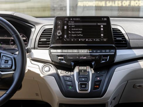 Used 2025 Honda Odyssey EX-L image 26