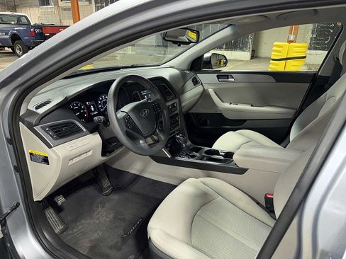 Used 2016 Hyundai Sonata SE image 26
