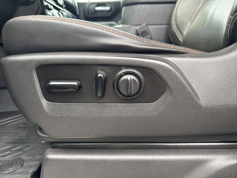 Used 2020 GMC Sierra 1500 AT4 w/ AT4 Premium Package image 14