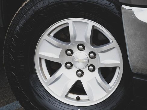 Used 2017 Chevrolet Silverado 1500 LT w/ All Star Edition image 24