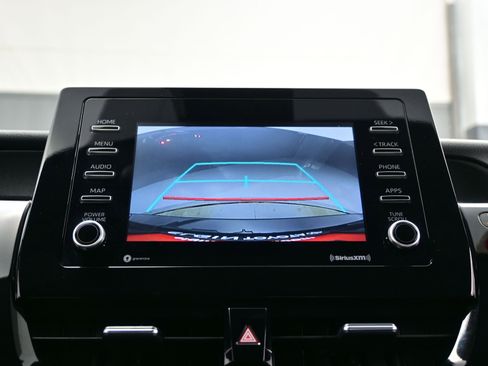 Used 2024 Toyota Camry SE image 18