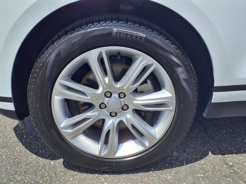 Certified 2025 Land Rover Range Rover Velar S image 9