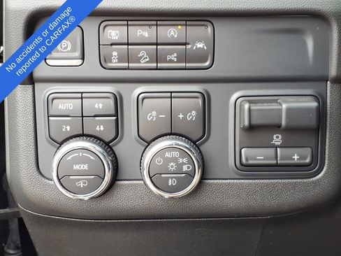 Used 2025 Chevrolet Suburban High Country AWD/4WD image 21