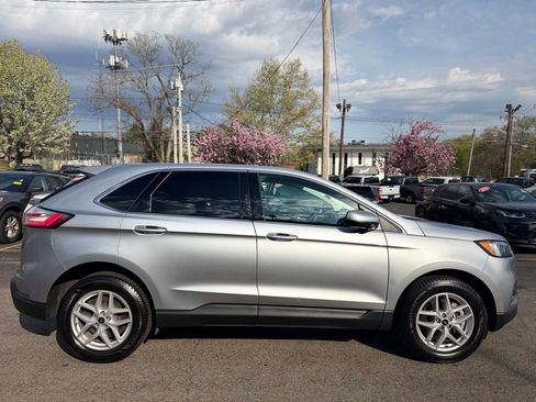 Used 2023 Ford Edge SEL AWD/4WD image 11