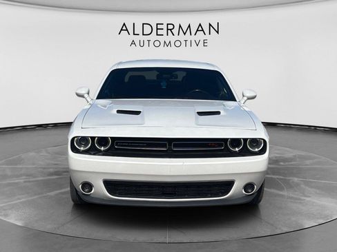 Used 2015 Dodge Challenger R/T Plus RWD image 8