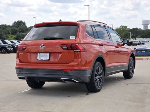 Used 2019 Volkswagen Tiguan SE FWD image 4