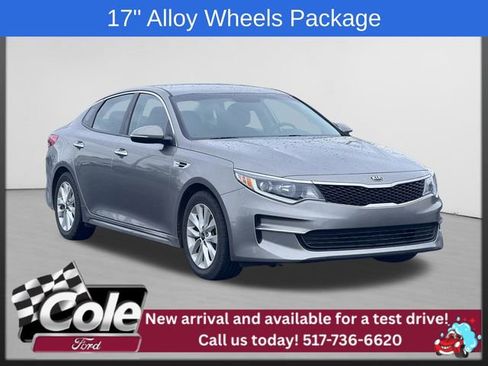 Used 2018 Kia Optima LX w/ 17" Alloy Wheels Package FWD image 1