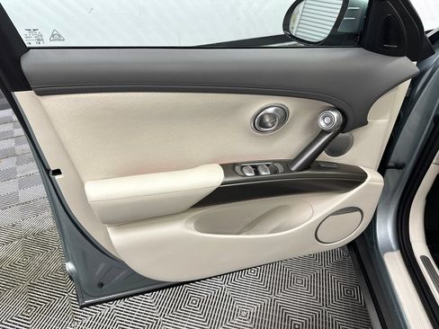 Used 2023 Genesis GV60 Advanced AWD/4WD image 11