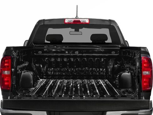 Used 2018 Chevrolet Colorado W/T w/ WT Convenience Package AWD/4WD image 13