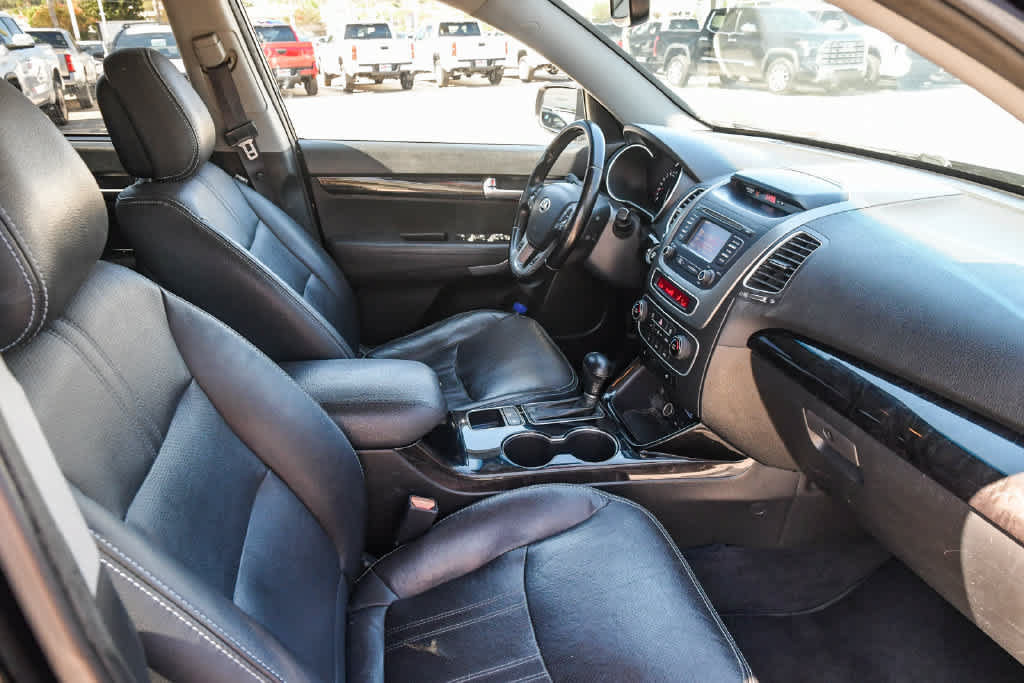 Used 2014 Kia Sorento LX w/ Premium Package FWD image 15
