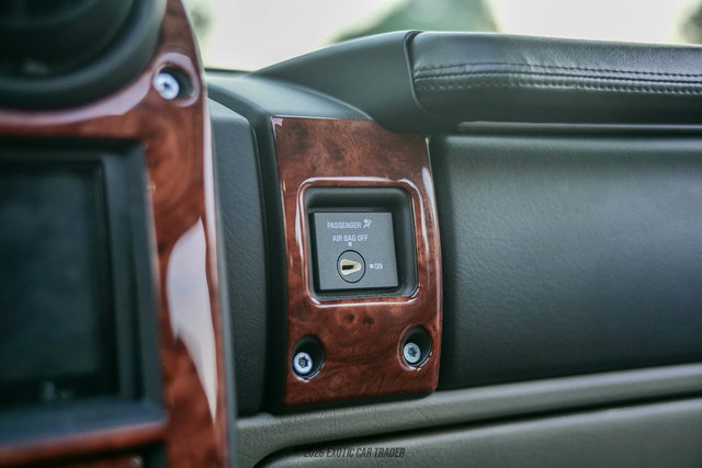 Used 2005 HUMMER H2 w/ Preferred Equipment Group AWD/4WD image 29