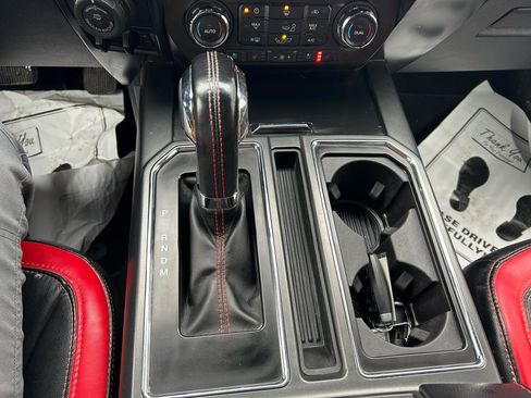 Used 2019 Ford F150 Lariat image 26