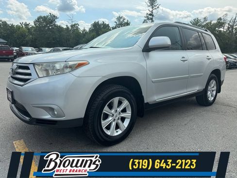 Used 2012 Toyota Highlander SE w/ Tow Pkg AWD/4WD image 1