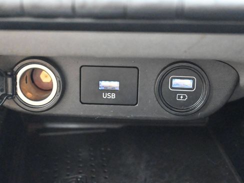 Used 2023 Hyundai Elantra SEL w/ Convenience Package FWD image 18