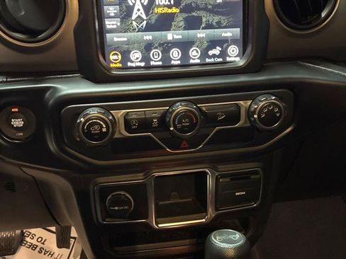 Used 2020 Jeep Wrangler Unlimited Sport AWD/4WD image 21