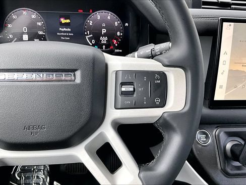 Certified 2025 Land Rover Defender 110 S AWD/4WD image 19