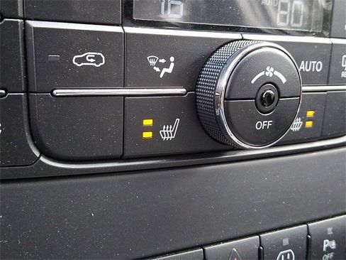 Used 2013 Jeep Grand Cherokee Limited image 27