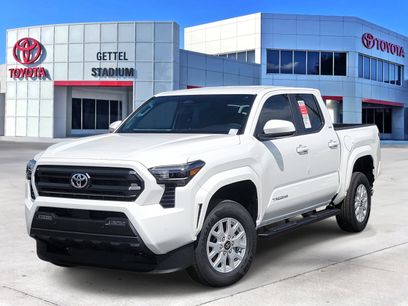 New 2025 Toyota Tacoma SR5