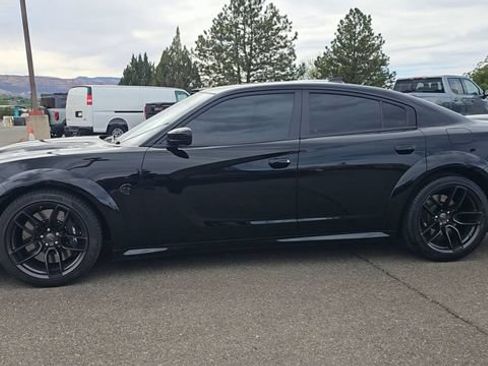 Used 2023 Dodge Charger SRT Hellcat w/ Harman/Kardon Audio Group RWD image 6