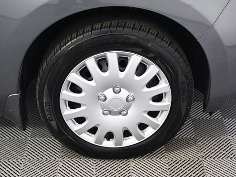 Used 2016 Nissan Leaf S w/ Charger Package FWD image 17
