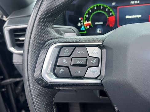 Used 2024 Ford Mustang GT Premium image 25