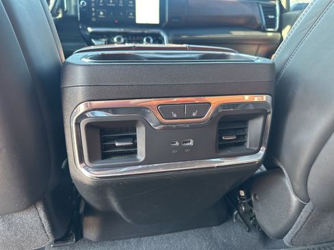 Used 2024 GMC Sierra 3500 Denali Ultimate image 36