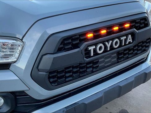 Used 2021 Toyota Tacoma SR5 image 29