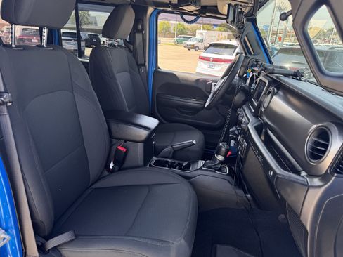 Used 2023 Jeep Wrangler Unlimited Sport AWD/4WD image 27