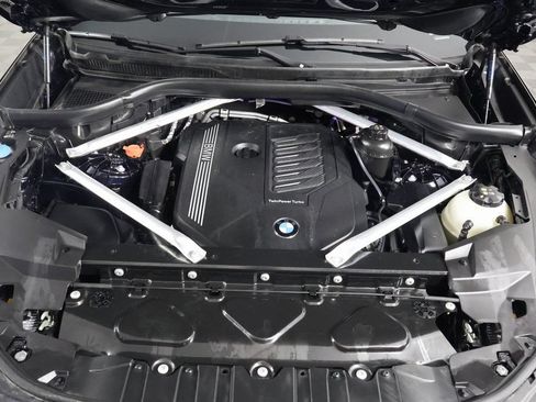 Used 2023 BMW X6 xDrive40i w/ Executive Package AWD/4WD image 16