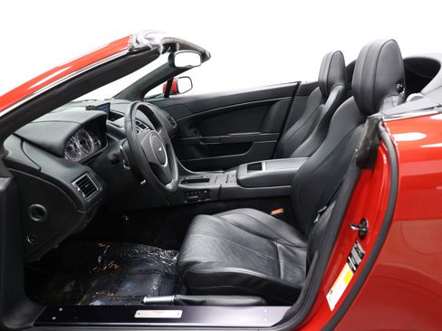 Used 2008 Aston Martin V8 Vantage Roadster RWD image 11