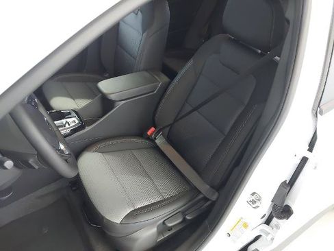New 2026 Chevrolet Trax LT w/ Driver Confidence Package FWD image 23