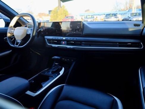 Used 2025 Kia K4 GT-Line w/ GT-Line Premium Package image 37