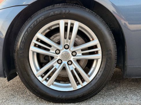 Used 2011 INFINITI G37 Journey w/ Premium Pkg image 12