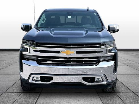 Used 2021 Chevrolet Silverado 1500 LTZ w/ Technology Package AWD/4WD image 3