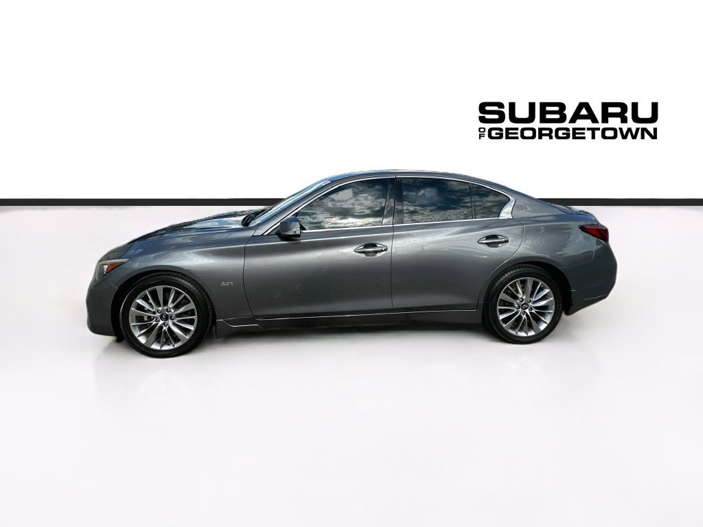 Used 2018 INFINITI Q50 Luxe w/ Essential Package (3.0T Luxe) AWD/4WD image 4